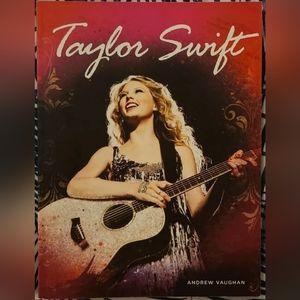 Taylor Swift by Andrew Vaughan 2012 Paperback